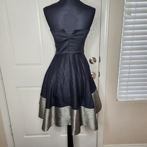 Black Halo EVE Clarkson Cocktail Dress | Black and Gold | Size 0 - Picture 4 of 9